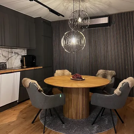 Northern Lights Apartman *