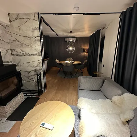 公寓 Northern Lights 伊纳利